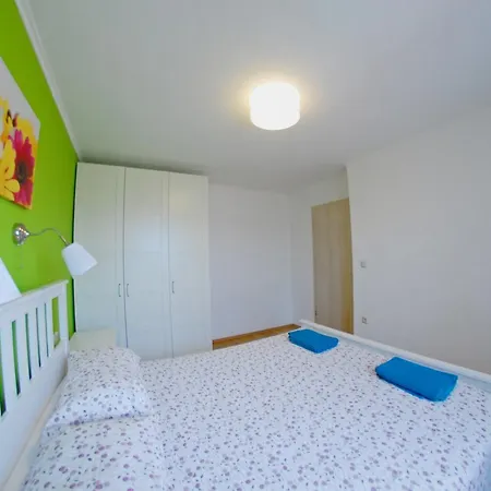 Nelkas Apartman