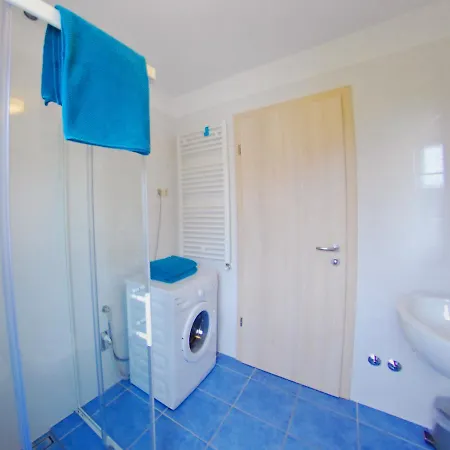 Apartment Nelkas *