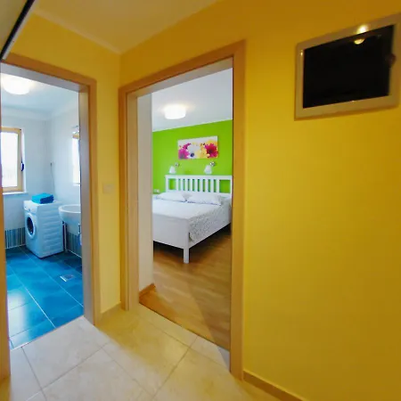 Nelkas Apartment