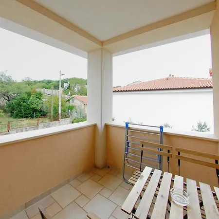 Nelkas Apartment *