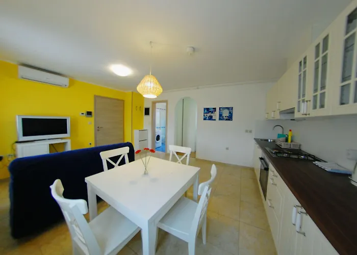 Nelkas Apartman *