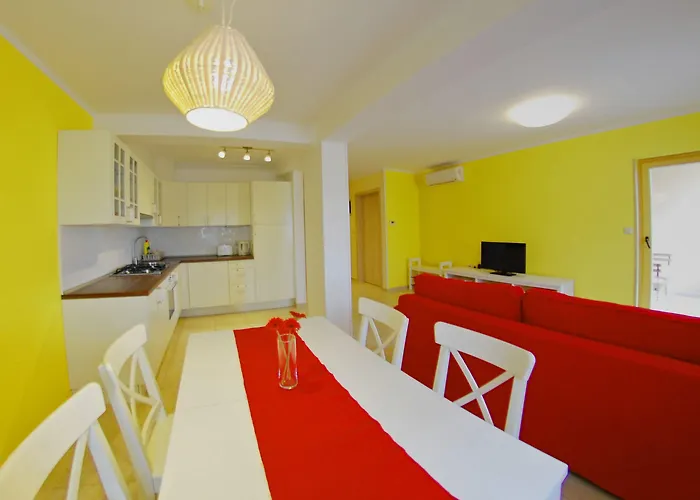 Nelkas Apartman *