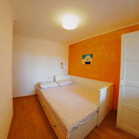 Nelkas Apartament *