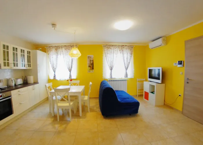 Apartment Nelkas Pula