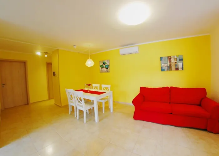 Apartment Nelkas *