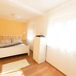 Nelkas * Póla